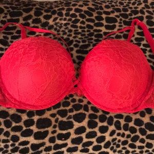 Red push up Victoria’s Secret 32DDD Bra